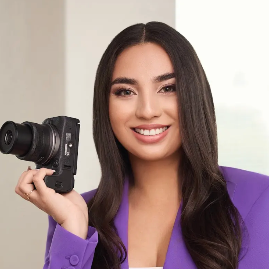 Gabriela Erikson's Headshot